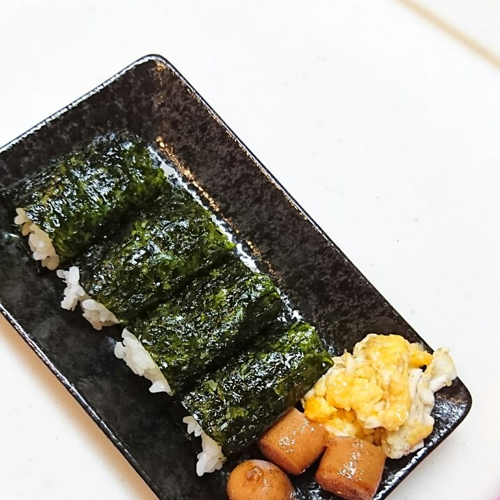 簡単☆３才の子供の朝御飯おにぎりプレート☆